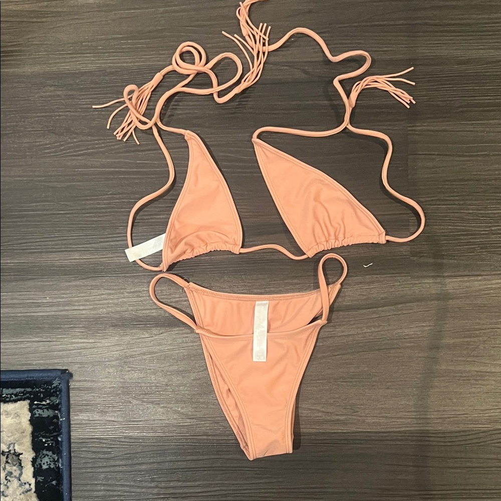 Minimale Animale Coral Bikini Set